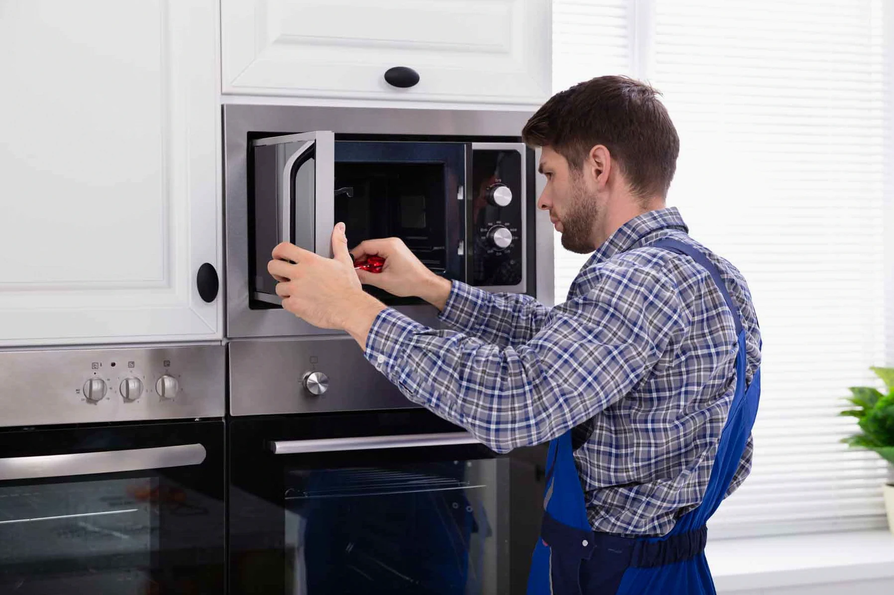Microwave Repair in Mobile, AL